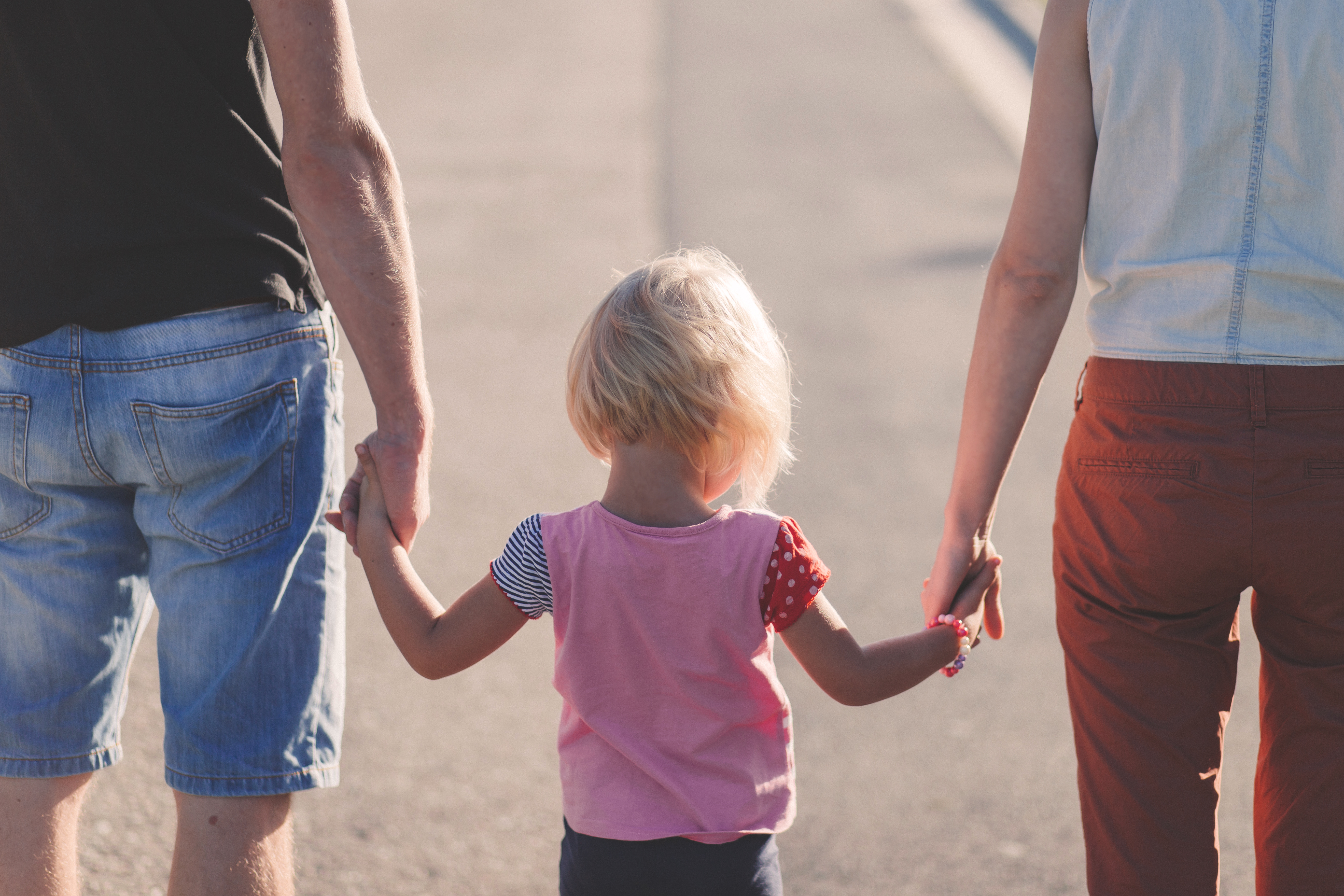 14 Smart Strategies That Help You Raise Optimistic Children